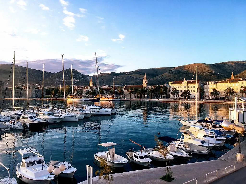 Apartments Feral Trogir Croatia